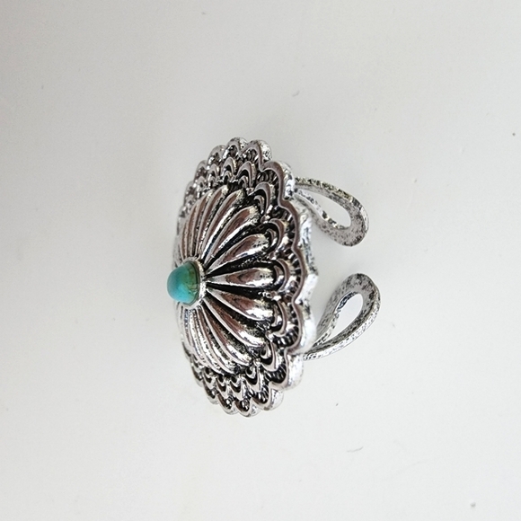 NEW Bohemian Turquoise Pattern Detail Antique Silver Ring - Picture 3 of 6